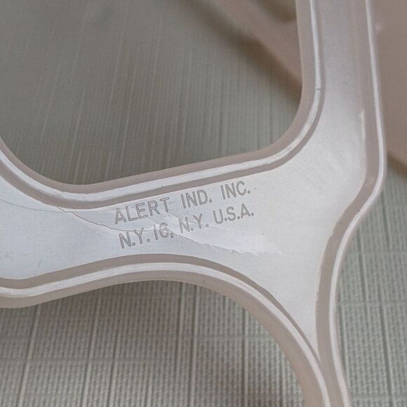 Left/Right Plastic Gloves Keeper & Case Set Cream Bag Envelope Style - Picture 6 of 9